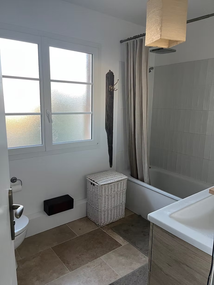 Salle de bains — rénovation et finitions